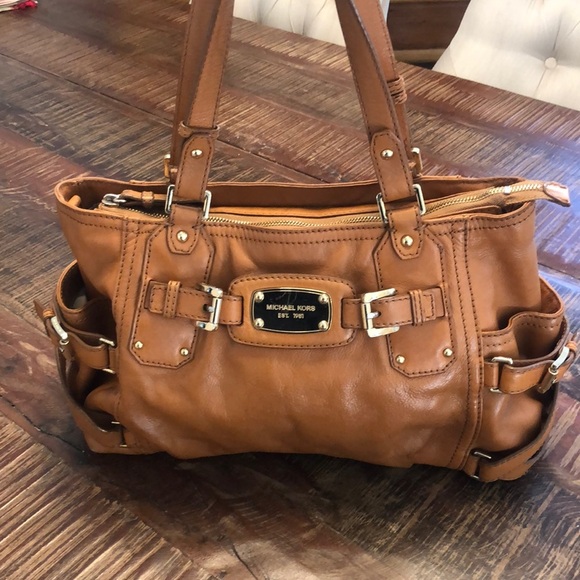 Michael Kors Handbags - Michael Kors  handbag